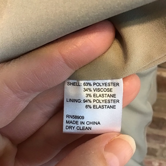 ANTONIO MELANI Women’s One Button Beige Classic Lapel Blazer 10 - Picture 7 of 7